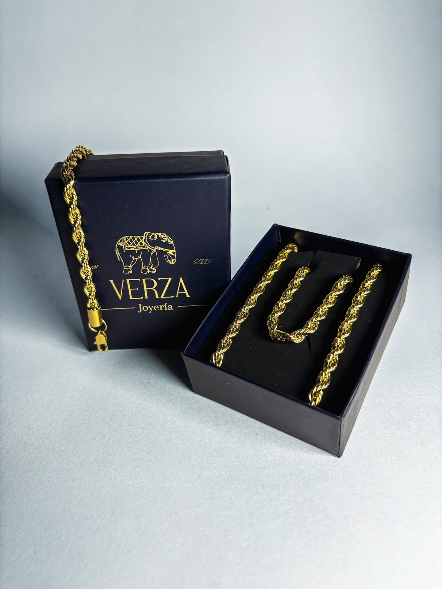 Cadena Lazo + Pulsera + Dije opcional